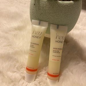 New bundle of 2 travel size Good Morning Honey silk facial serum 10ml x 2